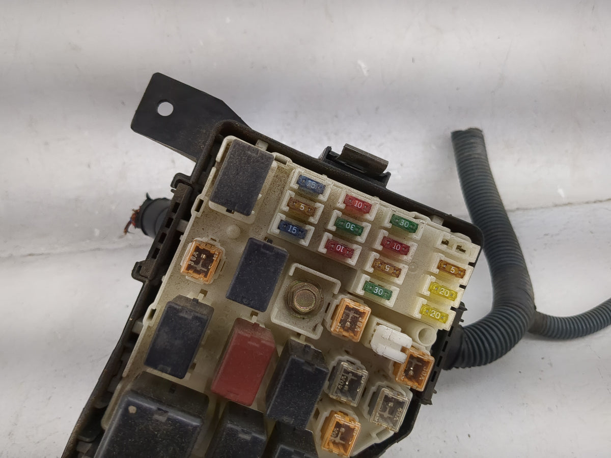 2001-2003 Toyota Rav4 Fusebox Fuse Box Panel Relay Module P/N:82672-42070 Fits Fits 2001 2002 2003 OEM Used Auto Parts - Oem