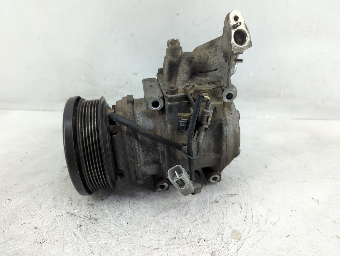 2001-2003 Toyota Sienna Air Conditioning A/c Ac Compressor Oem - Oemusedautoparts1.com