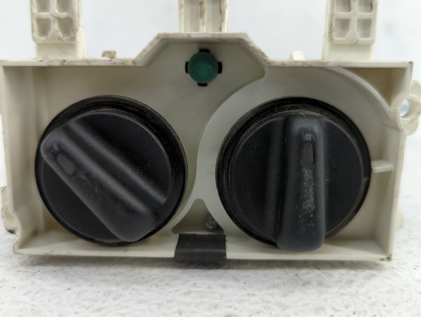 1998-2003 Toyota Sienna Climate Control Module Temperature AC/Heater Replacement Fits Fits 1998 1999 2000 2001 2002 2003 OEM