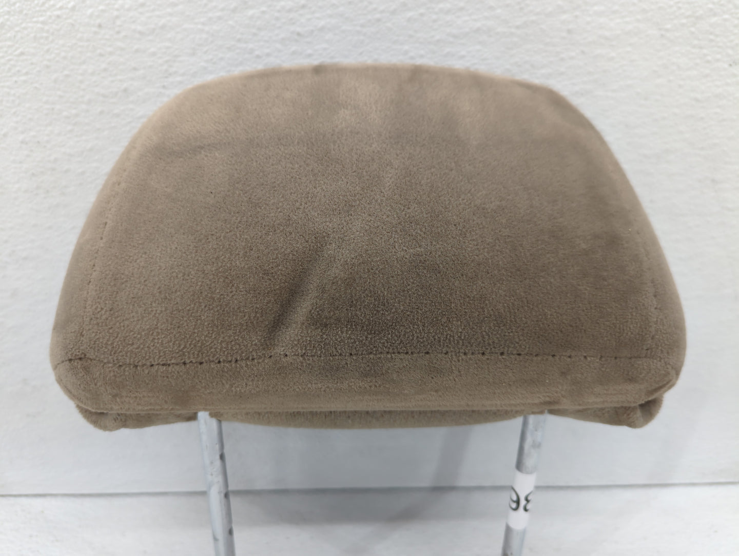 2005 Toyota Sienna Headrest Head Rest Front Driver Passenger Seat Fits OEM Used Auto Parts - Oemusedautoparts1.com