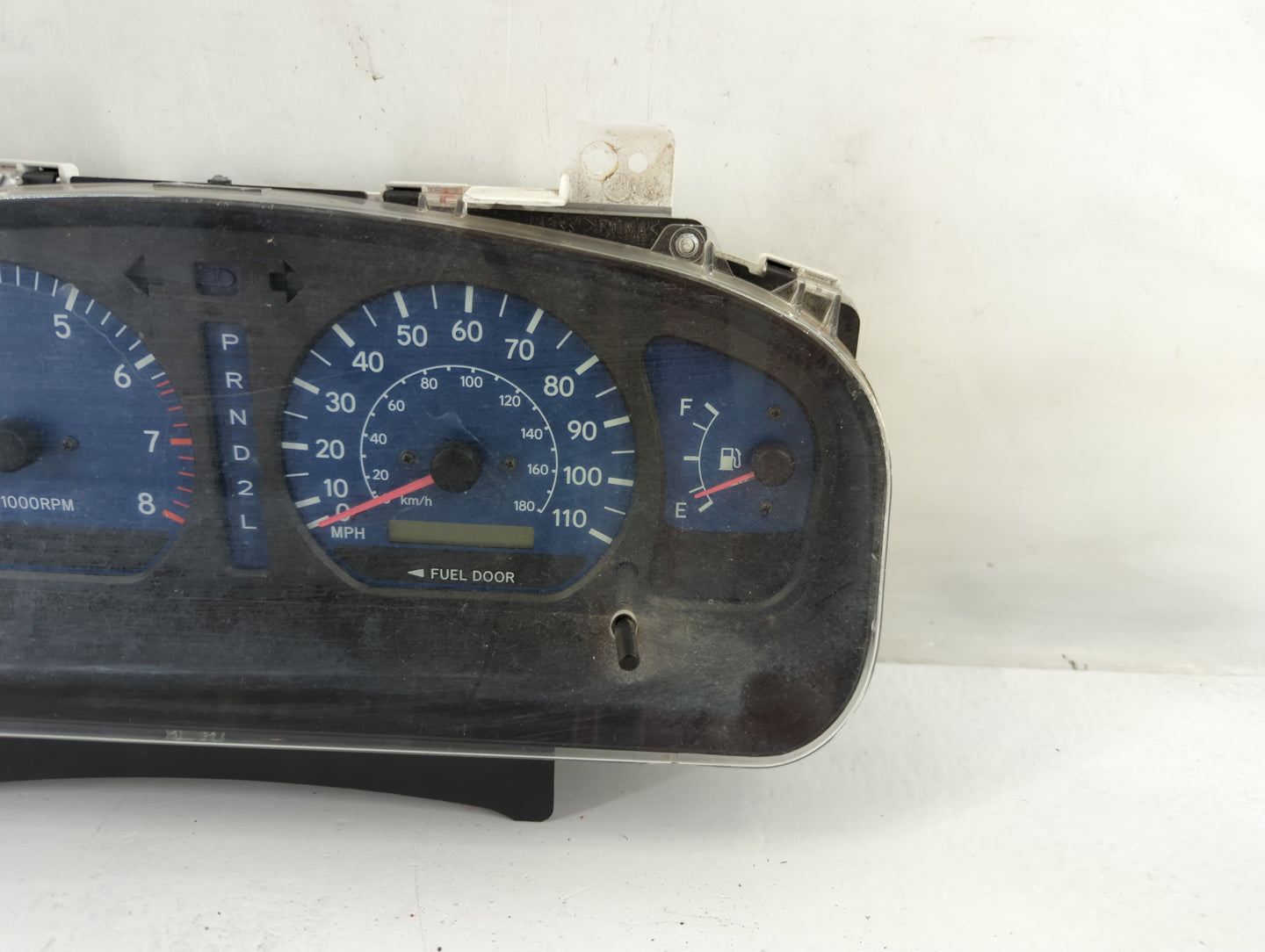 2001-2003 Toyota Sienna Instrument Cluster Speedometer Gauges P/N:TN257330-6220 83800-08090-00 Fits Fits 2001 2002 2003 OEM 