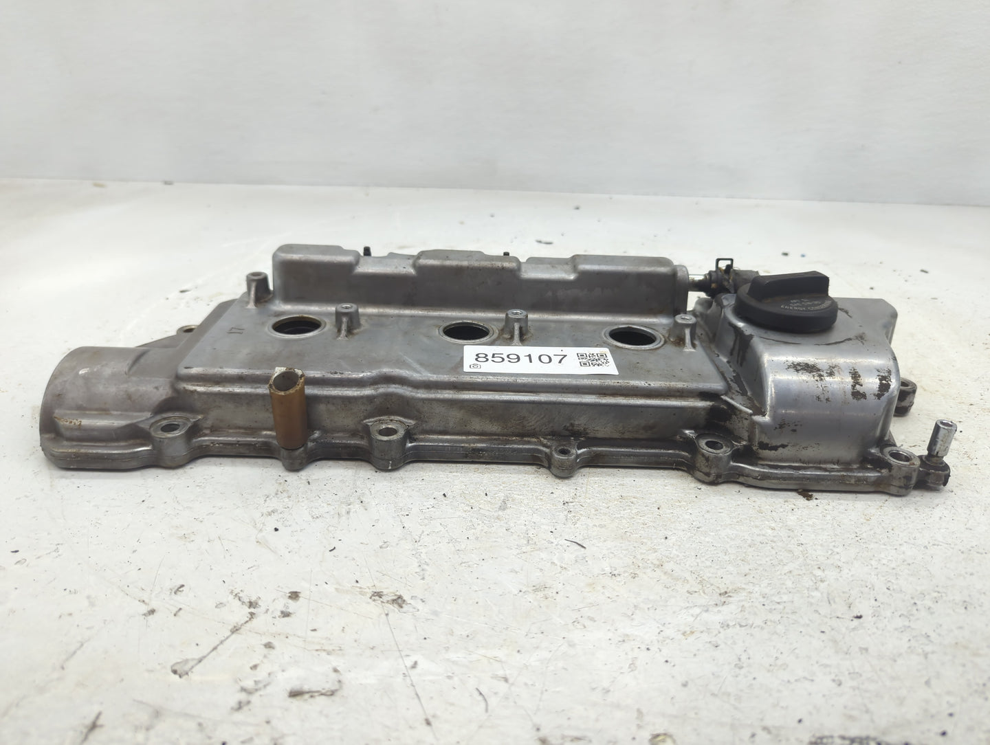 2002 Toyota Sienna Driver Left Cylinder Head Valve Cover P/N:11212-0A031 Fits OEM Used Auto Parts - Oemusedautoparts1.com