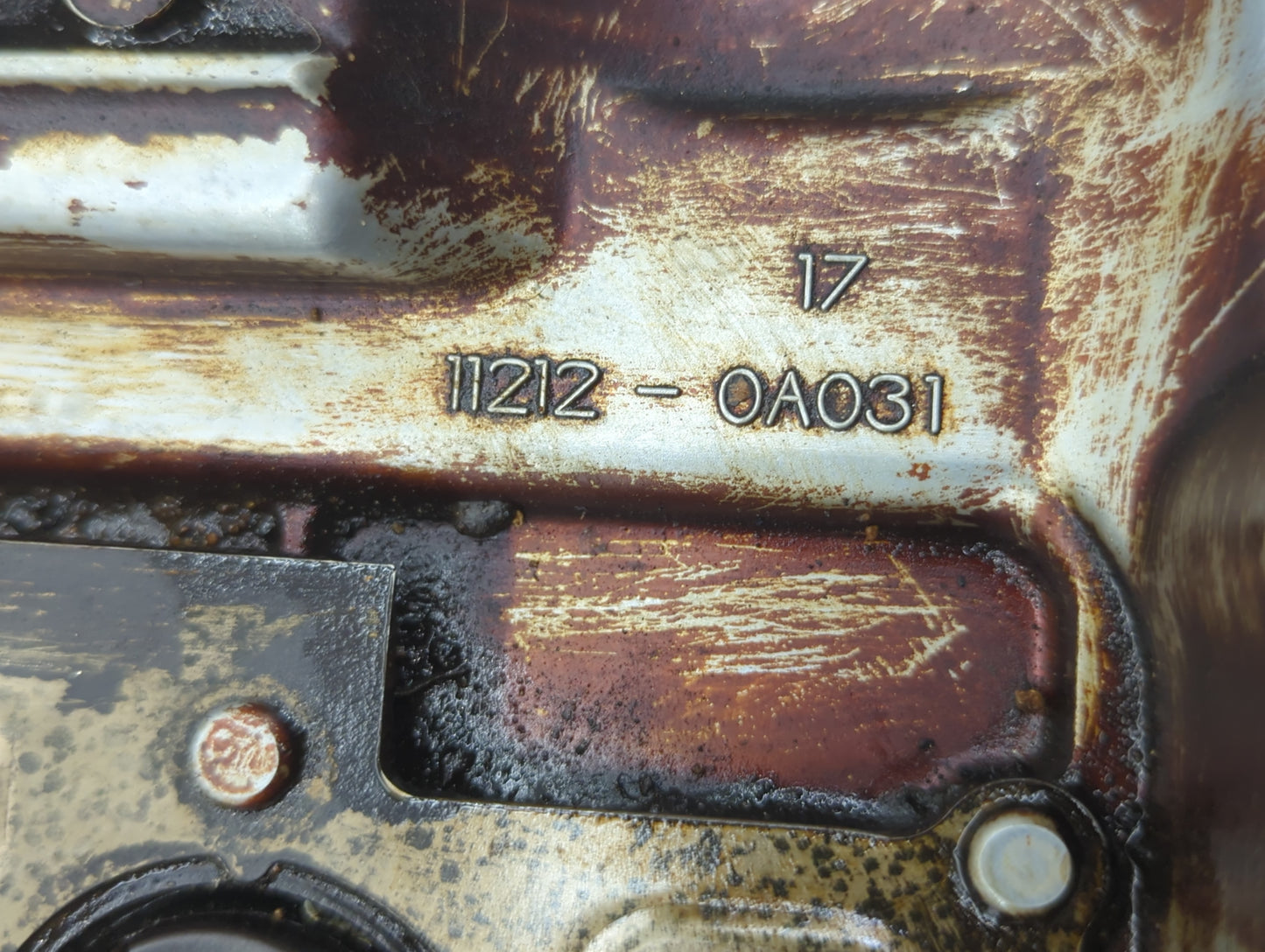 2002 Toyota Sienna Driver Left Cylinder Head Valve Cover P/N:11212-0A031 Fits OEM Used Auto Parts - Oemusedautoparts1.com