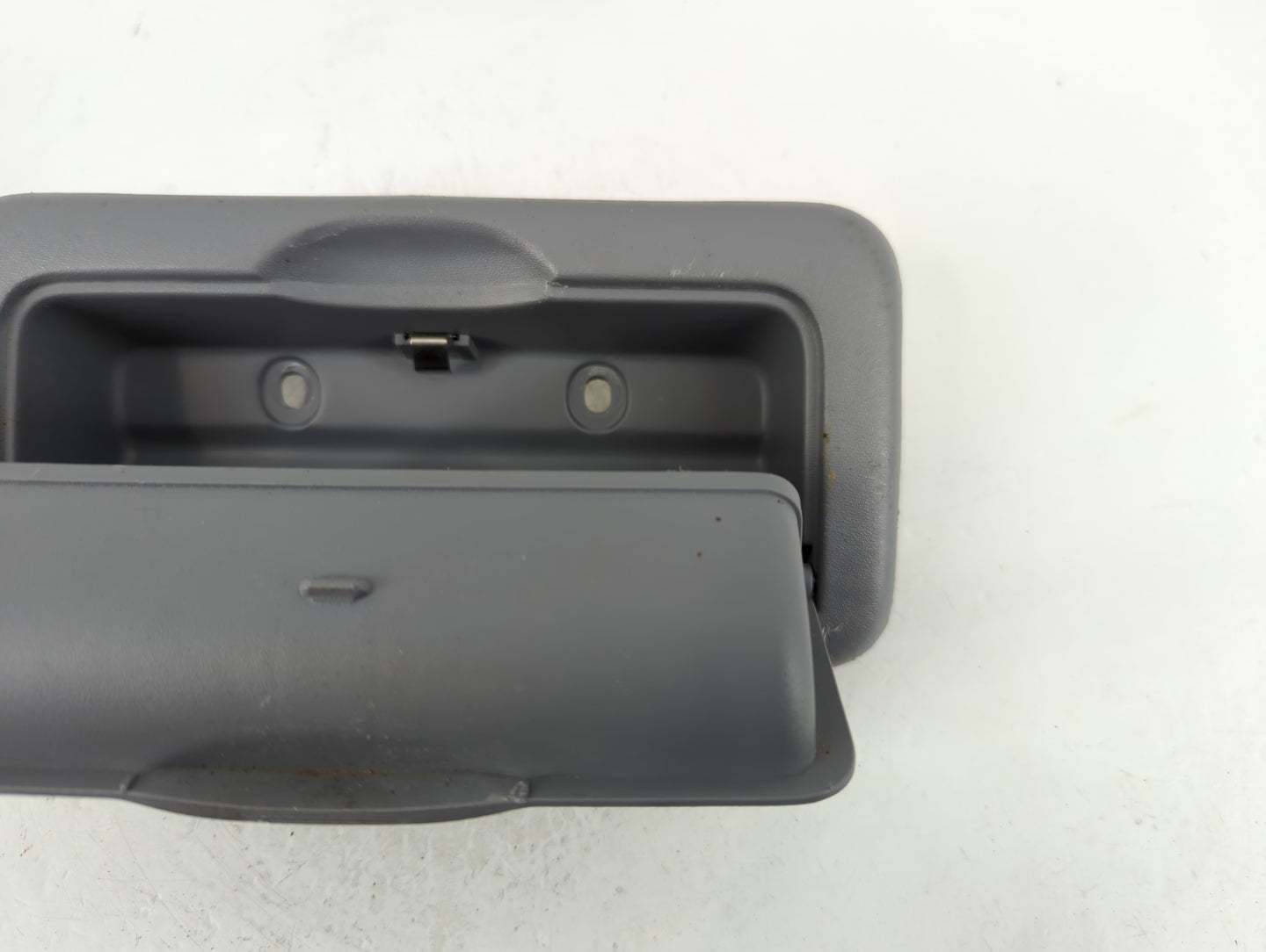 2002 Toyota Sienna Overhead Roof Console - Oemusedautoparts1.com