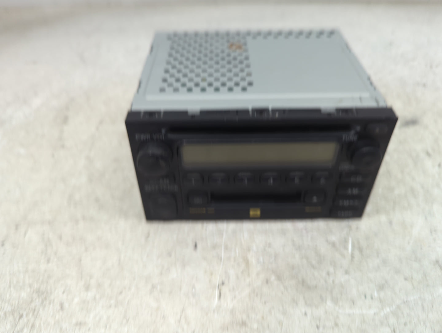 2000-2003 Toyota Solara Radio AM FM Cd Player Receiver Replacement P/N:86120-AF010 Fits Fits 2000 2001 2002 2003 OEM Used Au