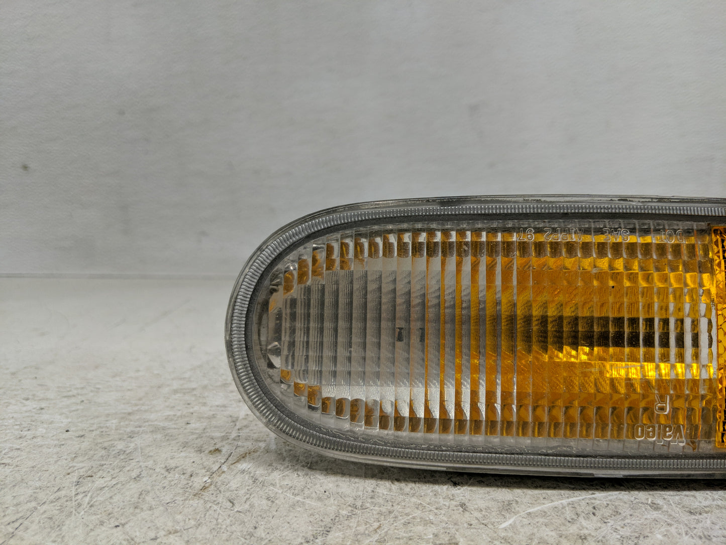 2002-2005 Volkswagen Beetle Passenger Right Oem Front Light Lamp - Oemusedautoparts1.com