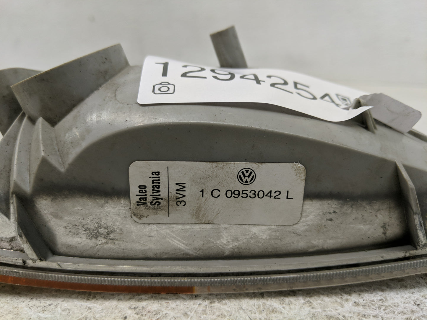 2002-2005 Volkswagen Beetle Passenger Right Oem Front Light Lamp - Oemusedautoparts1.com