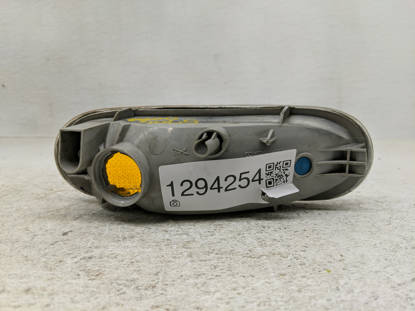 2002-2005 Volkswagen Beetle Passenger Right Oem Front Light Lamp - Oemusedautoparts1.com