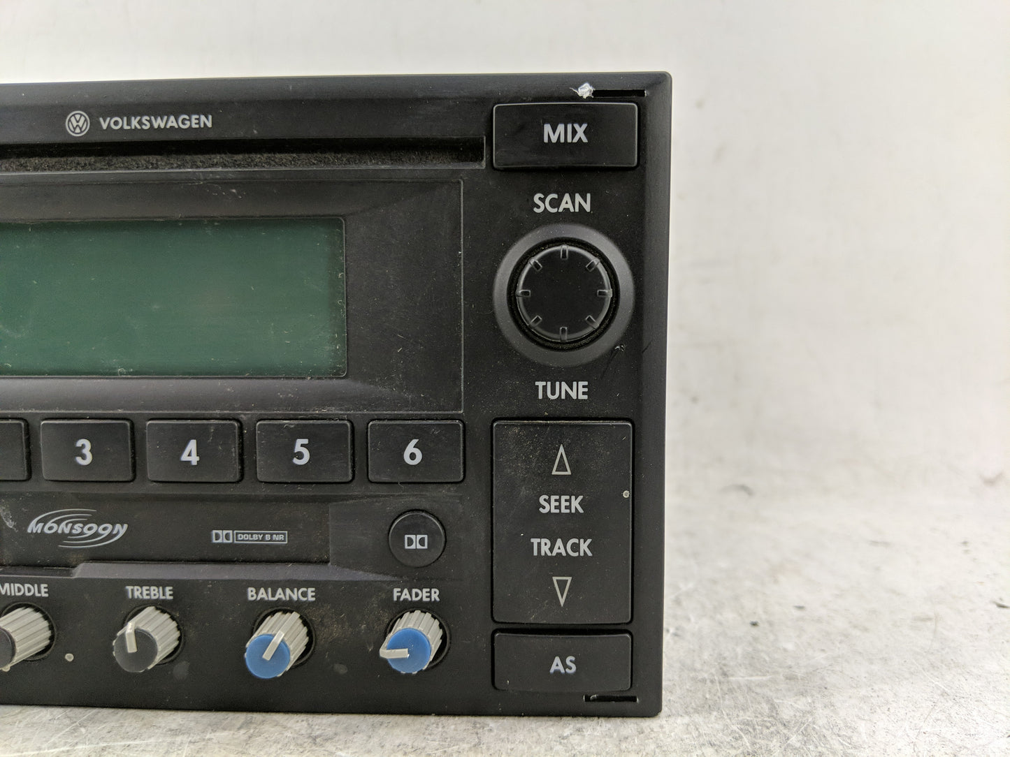 2002 Volkswagen Golf Radio AM FM Cd Player Receiver Replacement P/N:1JM 035 157K Fits OEM Used Auto Parts - Oemusedautoparts