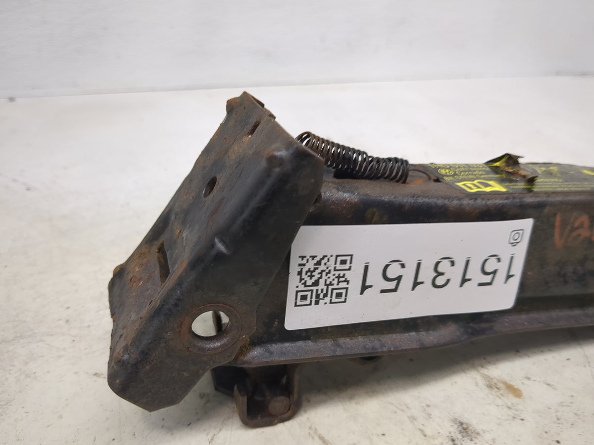 2002 Volkswagen Golf Spare Scissor Car Jack - Oemusedautoparts1.com
