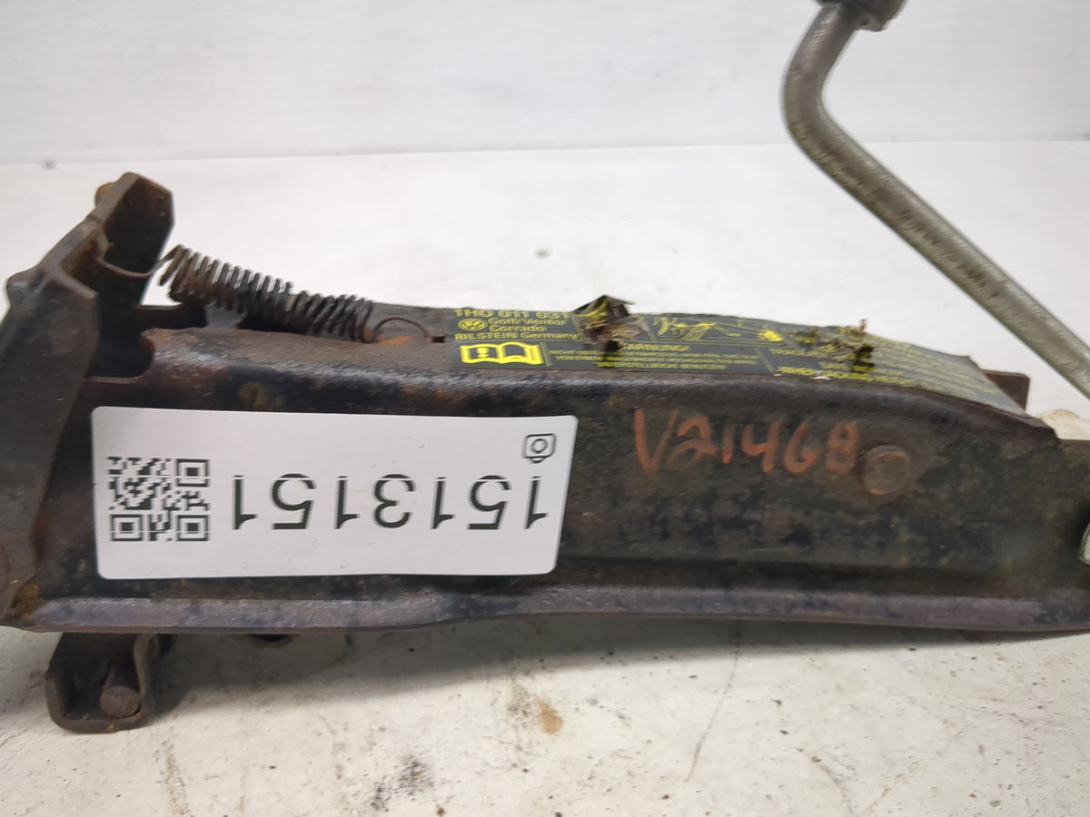 2002 Volkswagen Golf Spare Scissor Car Jack - Oemusedautoparts1.com