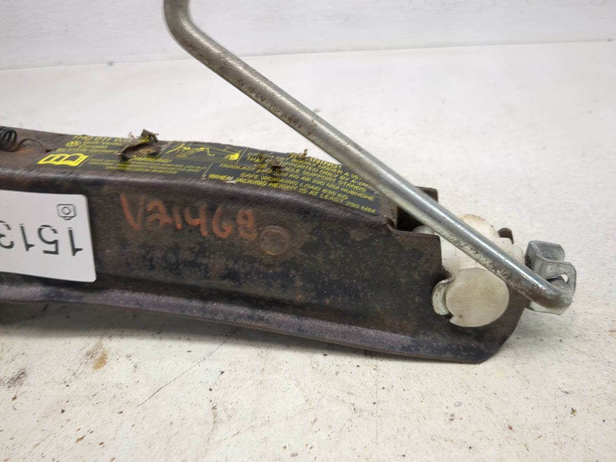 2002 Volkswagen Golf Spare Scissor Car Jack - Oemusedautoparts1.com