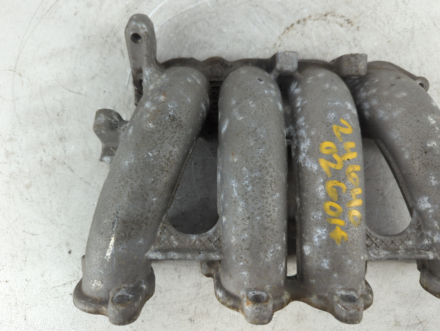 2000-2004 Volkswagen Golf Air Intake Manifold P/N:06A 133 206 B Fits Fits 2000 2001 2002 2003 2004 2005 OEM Used Auto Parts 