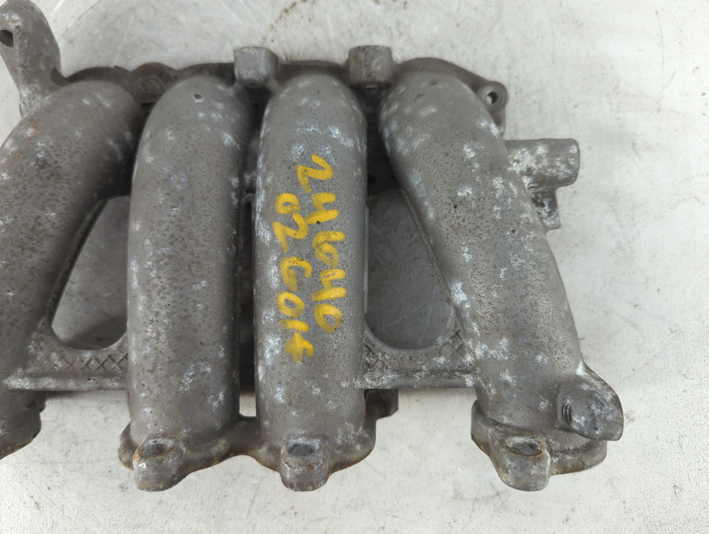 2000-2004 Volkswagen Golf Air Intake Manifold P/N:06A 133 206 B Fits Fits 2000 2001 2002 2003 2004 2005 OEM Used Auto Parts 