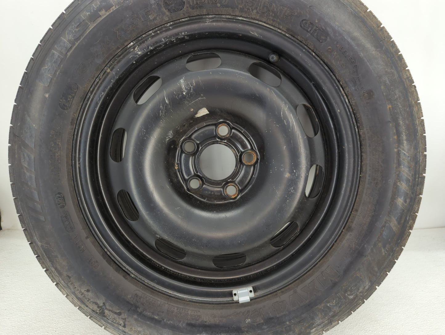 2000-2004 Volkswagen Jetta Spare Donut Tire Wheel Rim Oem - Oemusedautoparts1.com