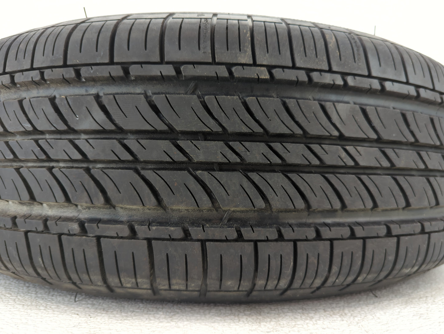 2000-2004 Volkswagen Jetta Spare Donut Tire Wheel Rim Oem - Oemusedautoparts1.com