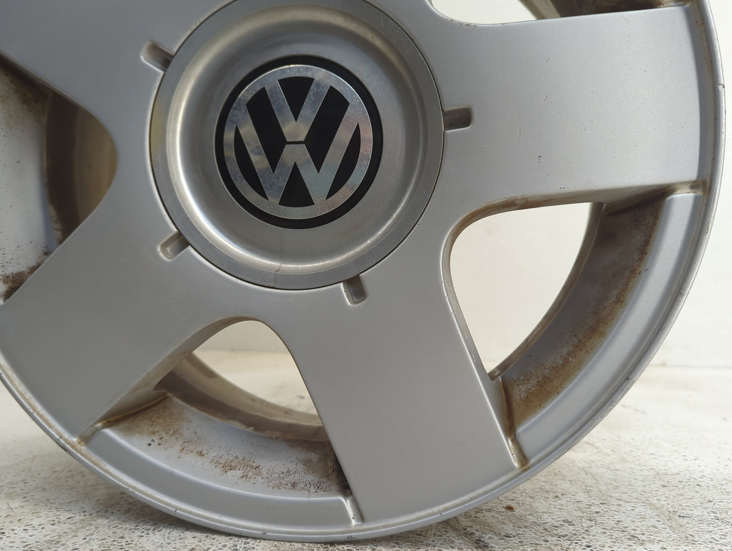 1999-2011 Volkswagen Jetta Oem Wheel Rim - Oemusedautoparts1.com