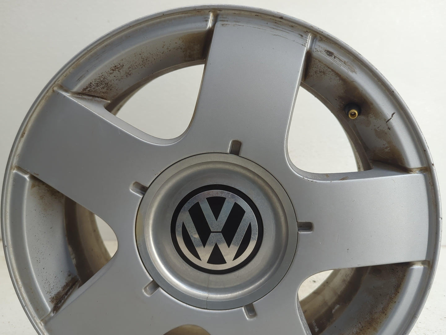 1999-2011 Volkswagen Jetta Oem Wheel Rim - Oemusedautoparts1.com