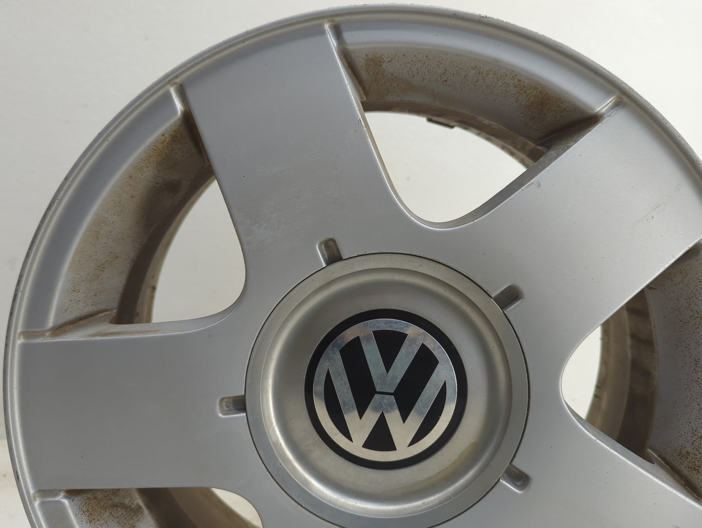 1999-2011 Volkswagen Jetta Oem Wheel Rim - Oemusedautoparts1.com