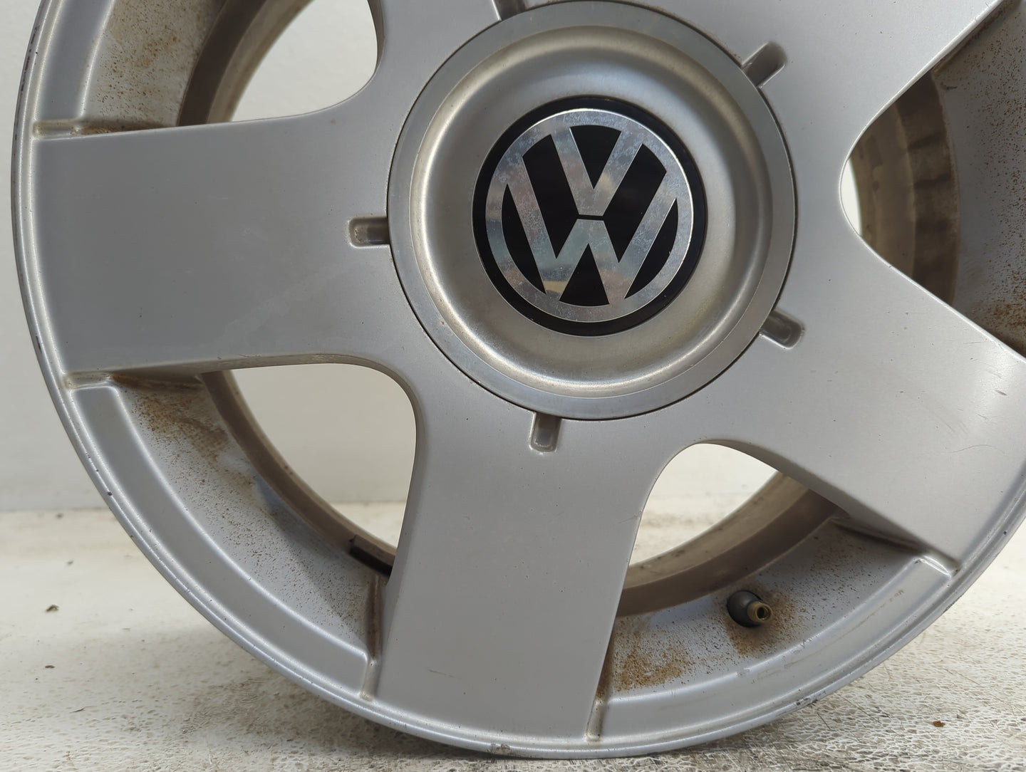 1999-2011 Volkswagen Jetta Oem Wheel Rim - Oemusedautoparts1.com