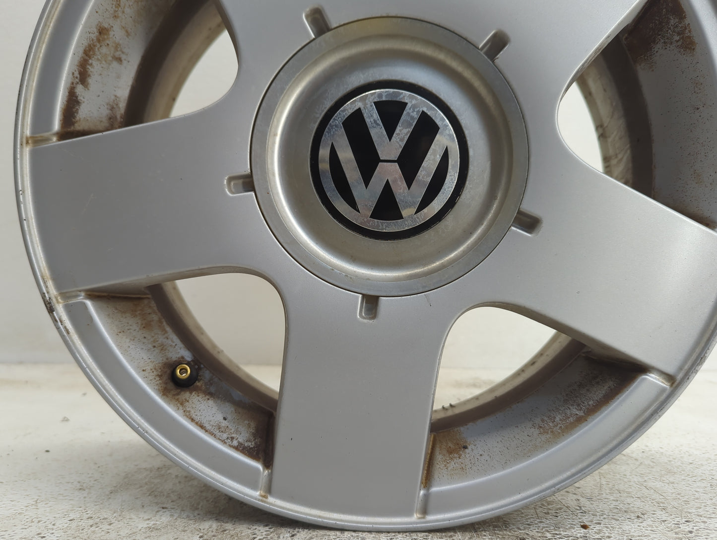 1999-2011 Volkswagen Jetta Oem Wheel Rim - Oemusedautoparts1.com