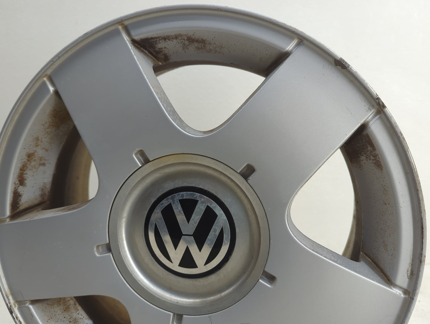 1999-2011 Volkswagen Jetta Oem Wheel Rim - Oemusedautoparts1.com