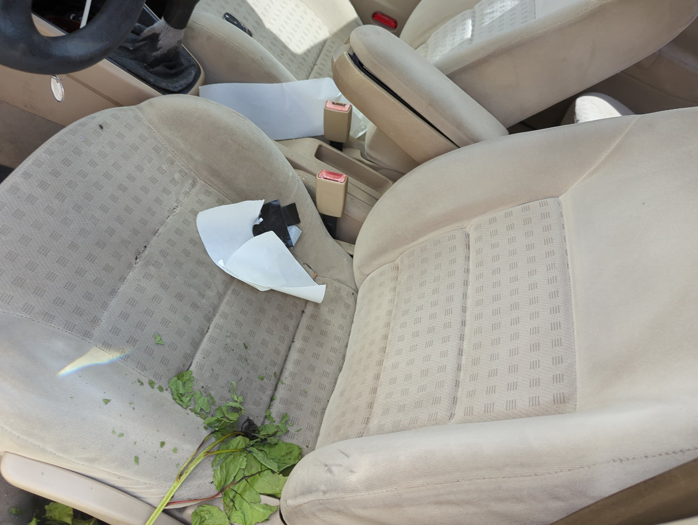1999-2005 Volkswagen Jetta Driver Front Seat Oem - Oemusedautoparts1.com