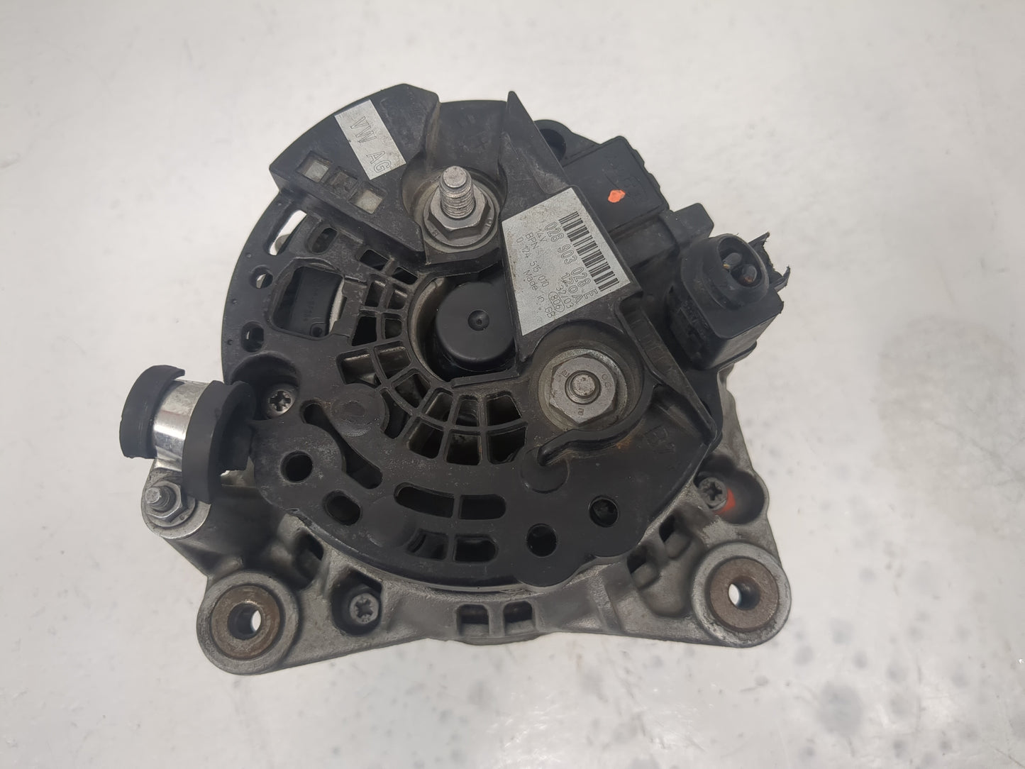 1999-2006 Volkswagen Jetta Alternator Replacement Generator Charging Assembly Engine OEM P/N:07K 903 023 C Fits OEM Used Aut