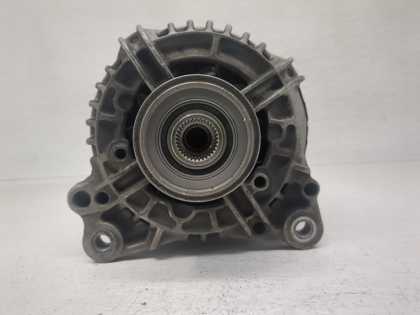 1999-2006 Volkswagen Jetta Alternator Replacement Generator Charging Assembly Engine OEM P/N:07K 903 023 C Fits OEM Used Aut