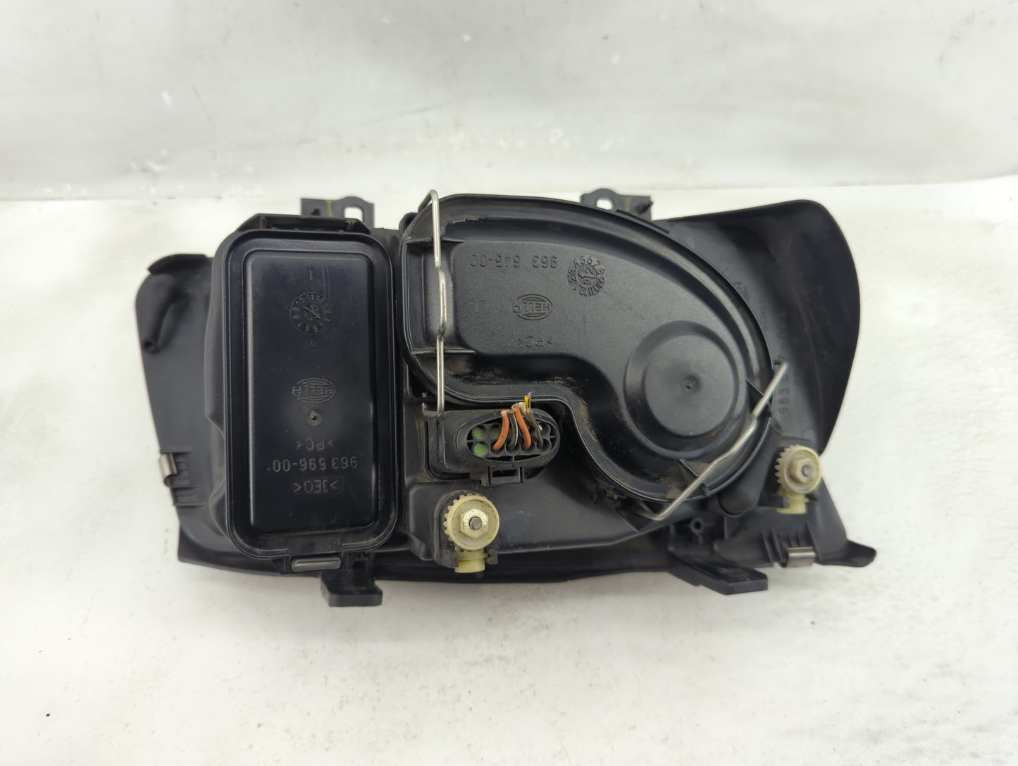 1999-2002 Volkswagen Jetta Driver Left Oem Head Light Headlight Lamp - Oemusedautoparts1.com