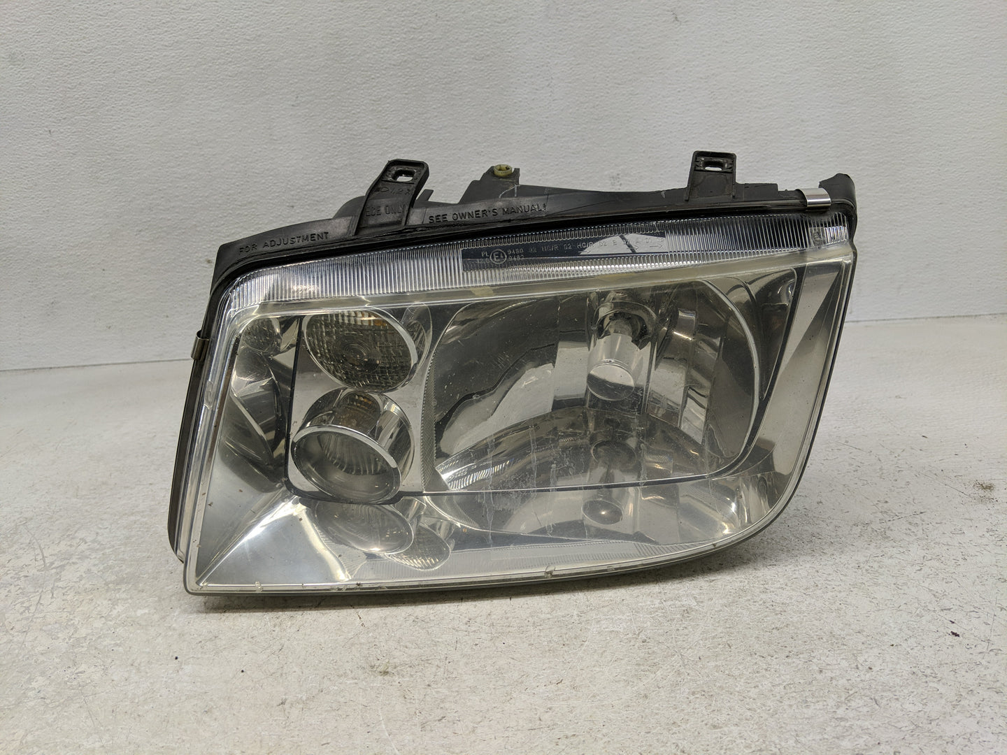 1999-2002 Volkswagen Jetta Driver Left Oem Head Light Headlight Lamp - Oemusedautoparts1.com