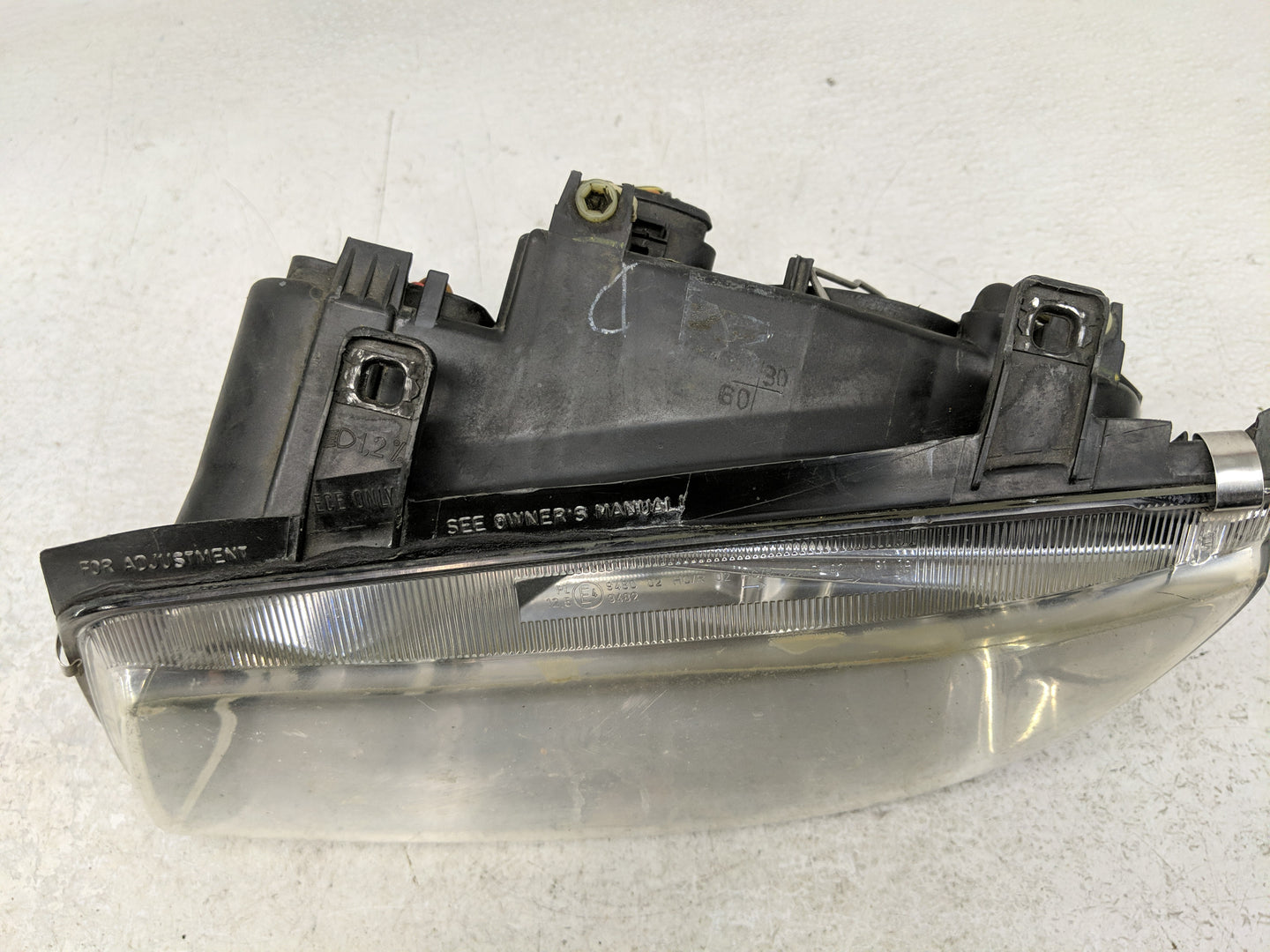 1999-2002 Volkswagen Jetta Driver Left Oem Head Light Headlight Lamp - Oemusedautoparts1.com