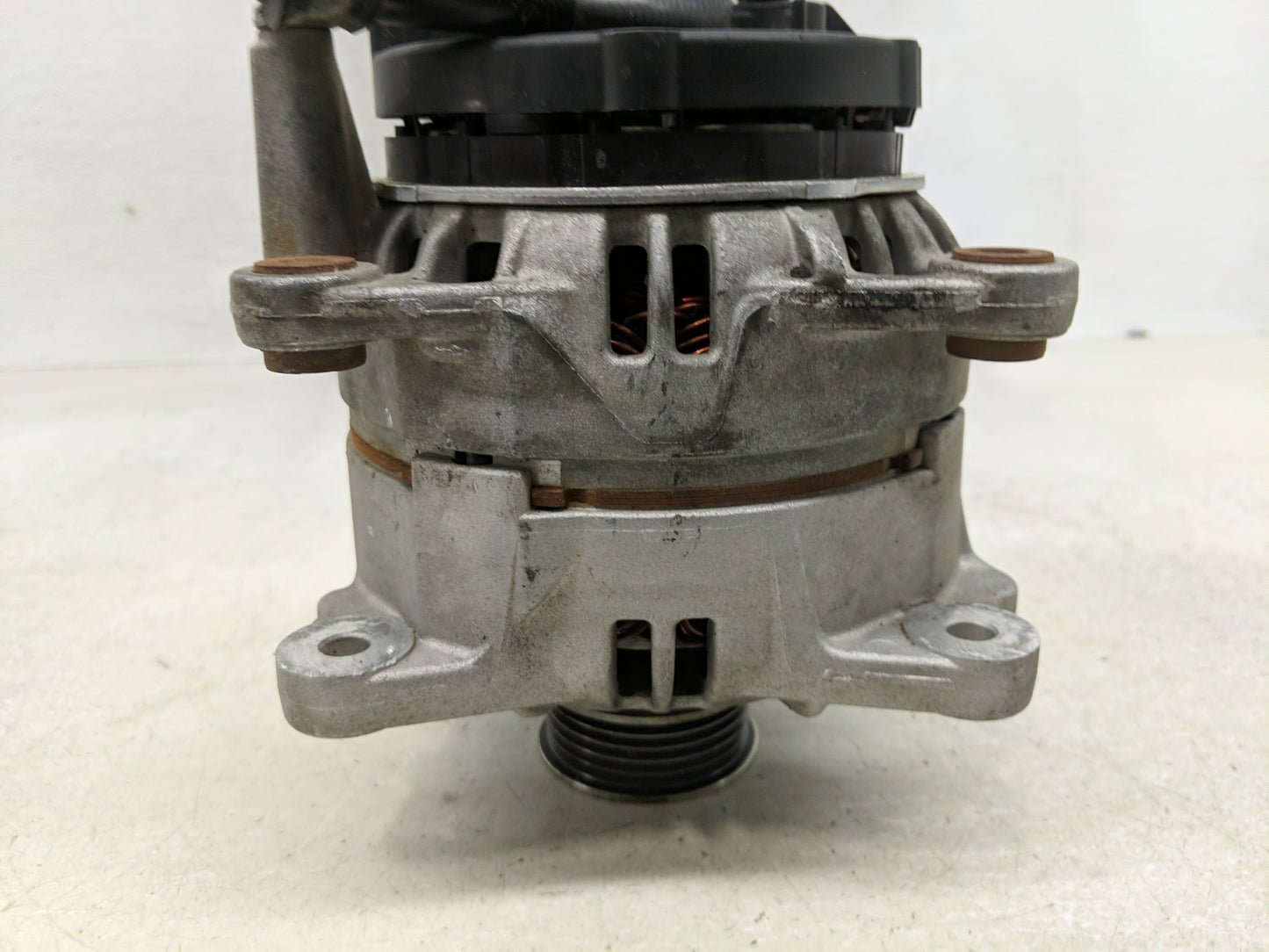 1999-2006 Volkswagen Jetta Alternator Replacement Generator Charging Assembly Engine OEM P/N:07K 903 023 C Fits OEM Used Aut