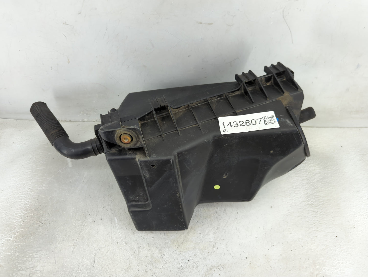 1999-2011 Volkswagen Jetta Air Cleaner Intake-duct Hose Tube - Oemusedautoparts1.com