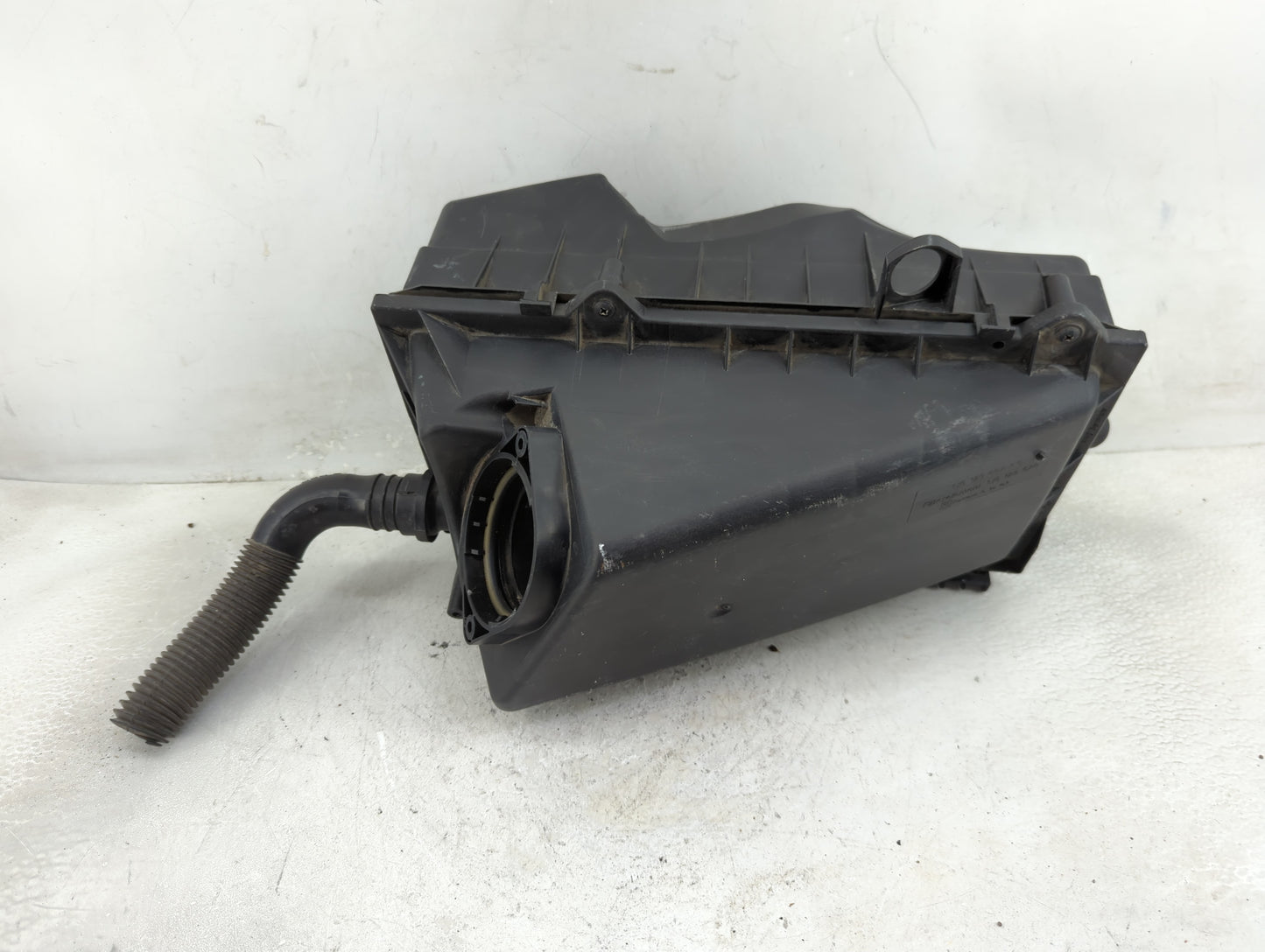 1999-2011 Volkswagen Jetta Air Cleaner Intake-duct Hose Tube - Oemusedautoparts1.com