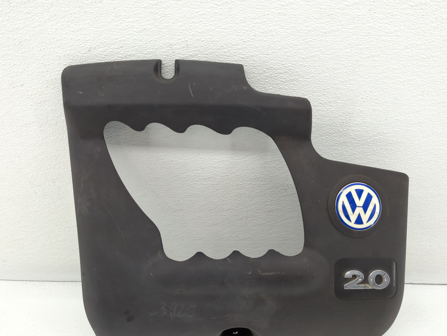 2002 Volkswagen Jetta Engine Cover - Oemusedautoparts1.com