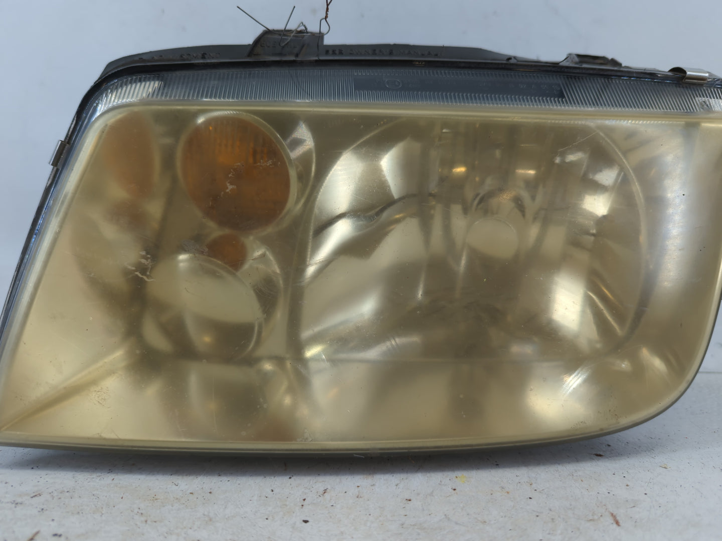 2002-2006 Volkswagen Jetta Driver Left Oem Head Light Headlight Lamp - Oemusedautoparts1.com