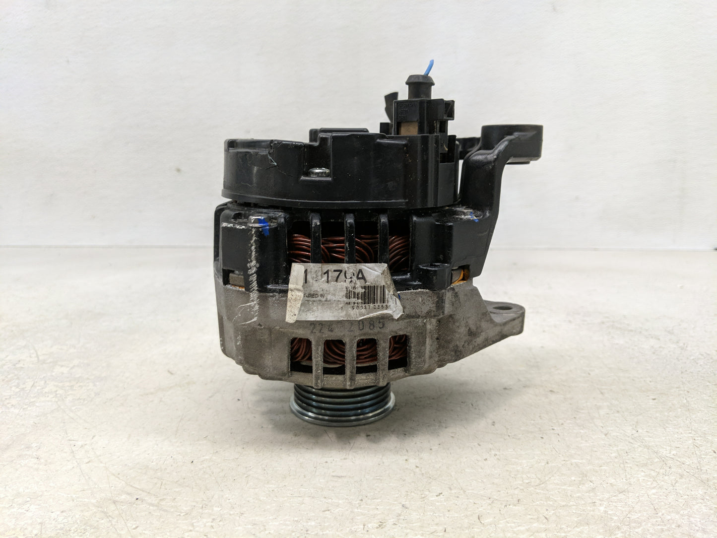 1999-2002 Volkswagen Passat Alternator Replacement Generator Charging Assembly Engine OEM P/N:06B 903 016D Fits OEM Used Aut