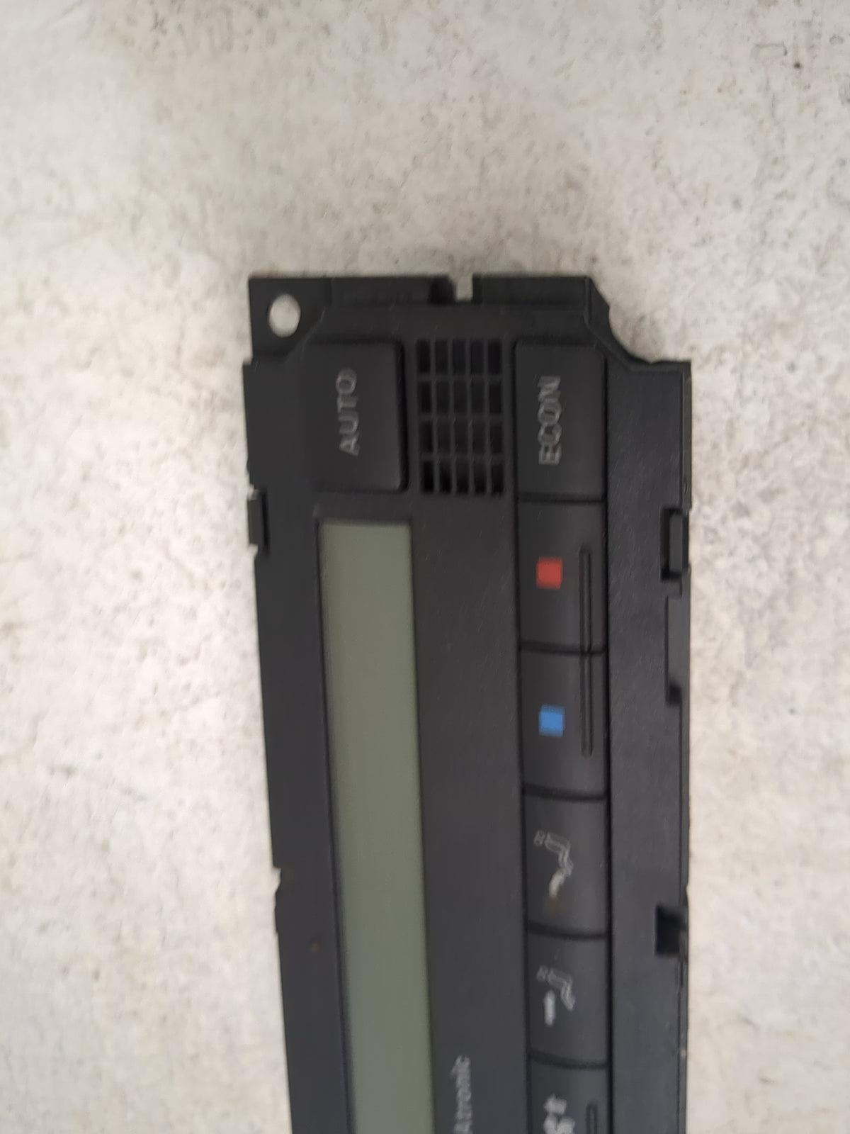 1998-2005 Volkswagen Passat Climate Control Module Temperature AC/Heater Replacement Fits OEM Used Auto Parts - Oemusedautop