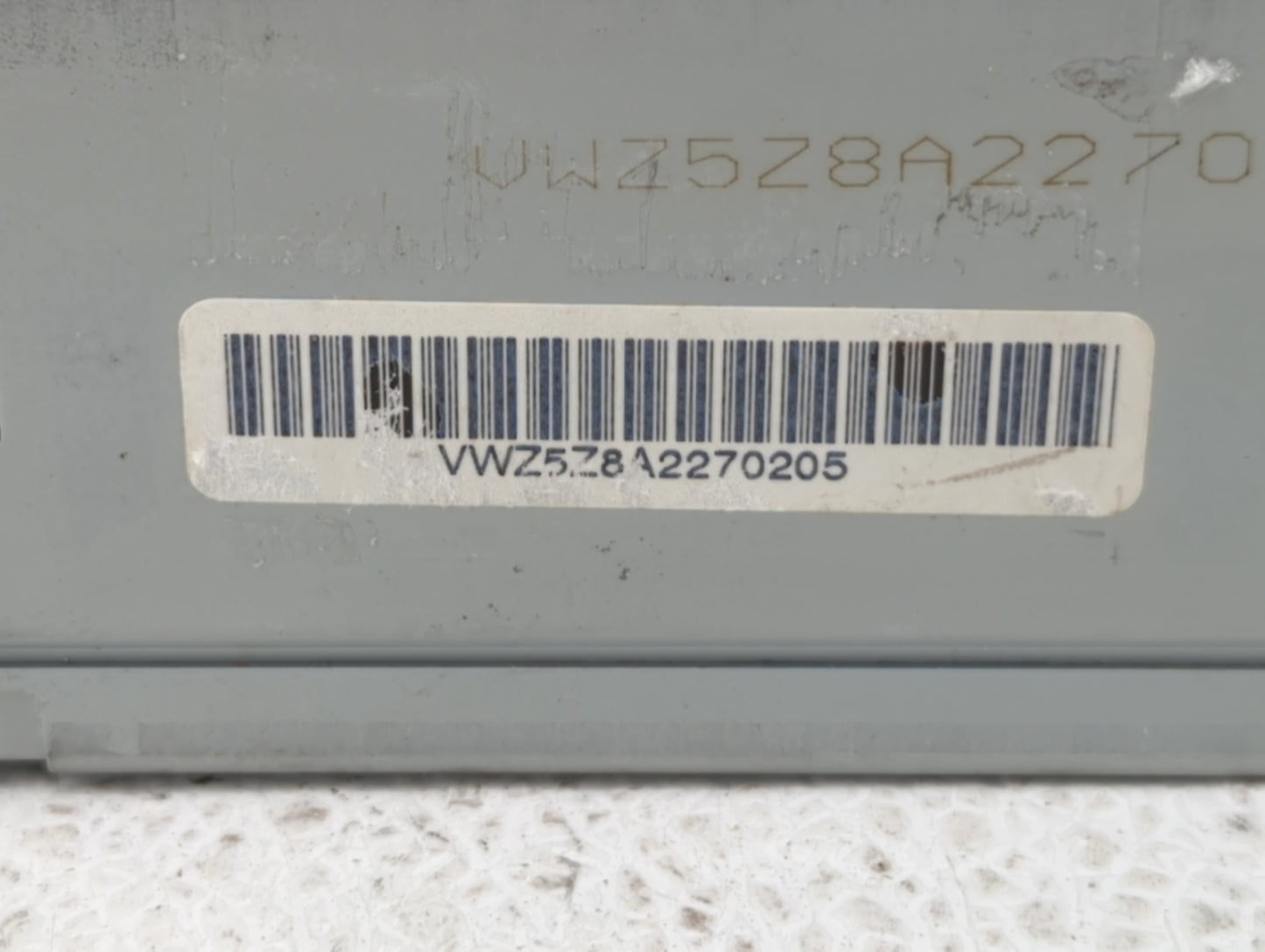 2000-2003 Volkswagen Passat Am Fm Cd Player Radio Receiver - Oemusedautoparts1.com