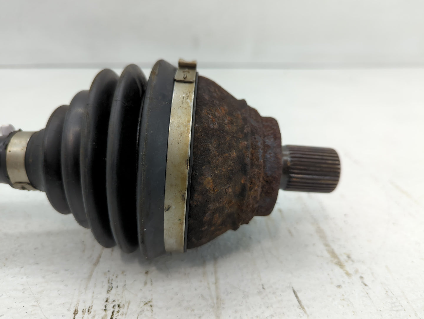1998-2005 Volkswagen Passat Axle Shaft Front Driver Cv C/v - Oemusedautoparts1.com