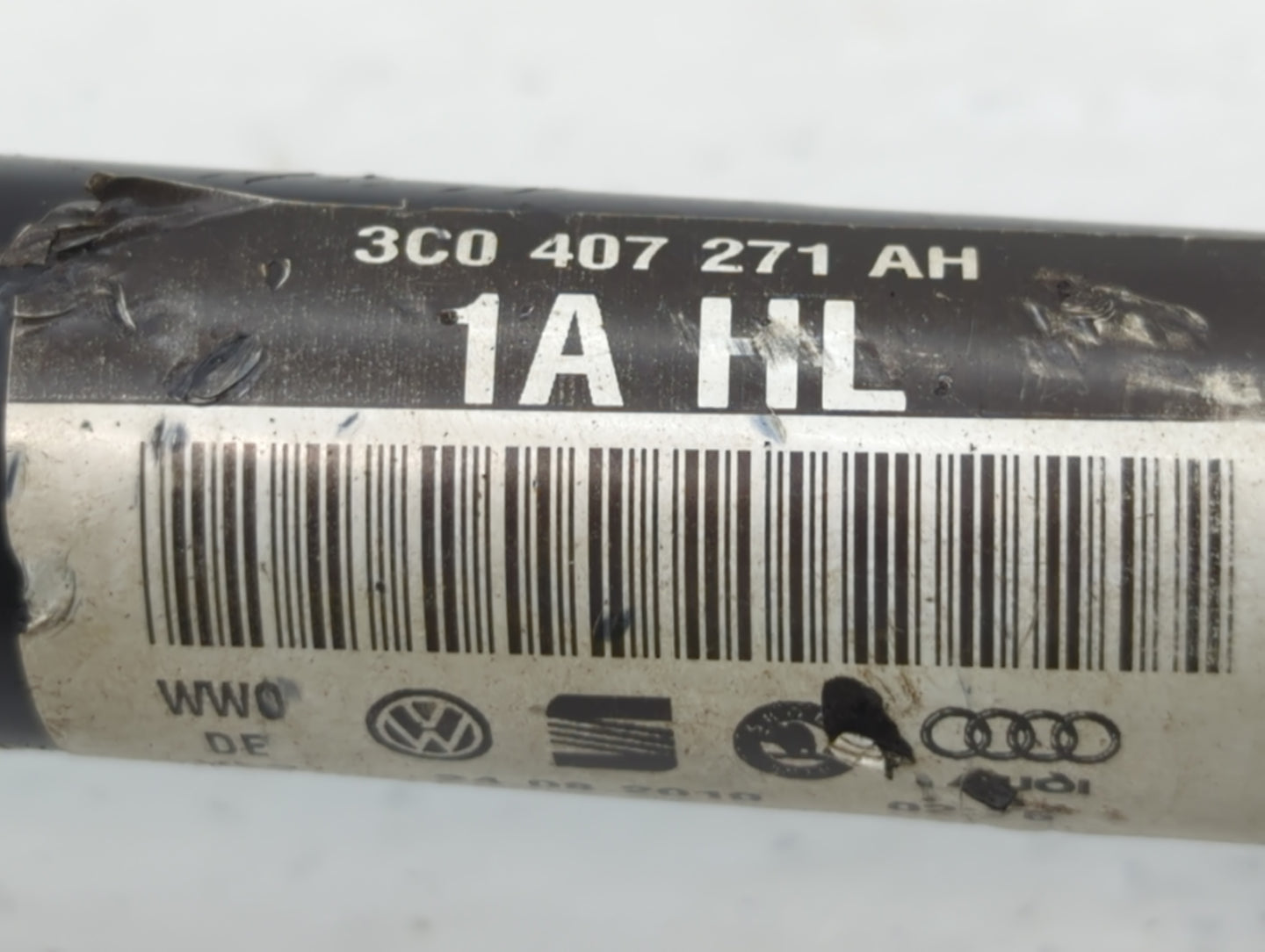 1998-2005 Volkswagen Passat Axle Shaft Front Driver Cv C/v - Oemusedautoparts1.com