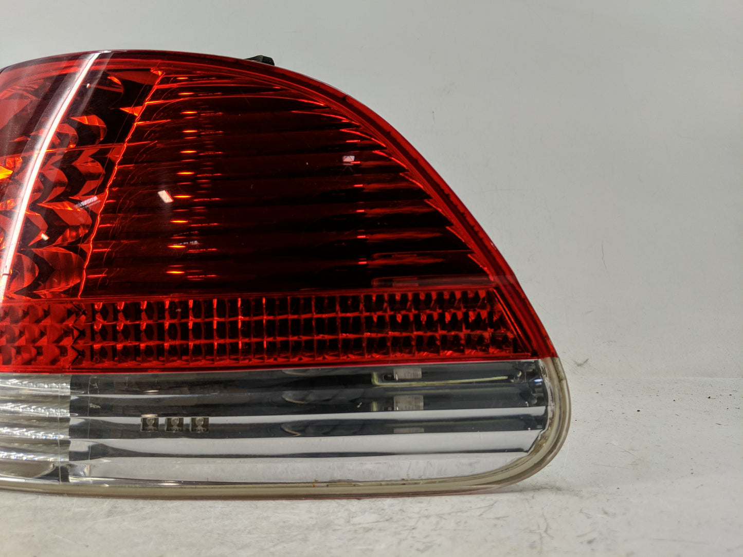 2002 Volvo 745 Tail Light Assembly Passenger Right OEM Fits Fits 2003 2004 2005 OEM Used Auto Parts - Oemusedautoparts1.com