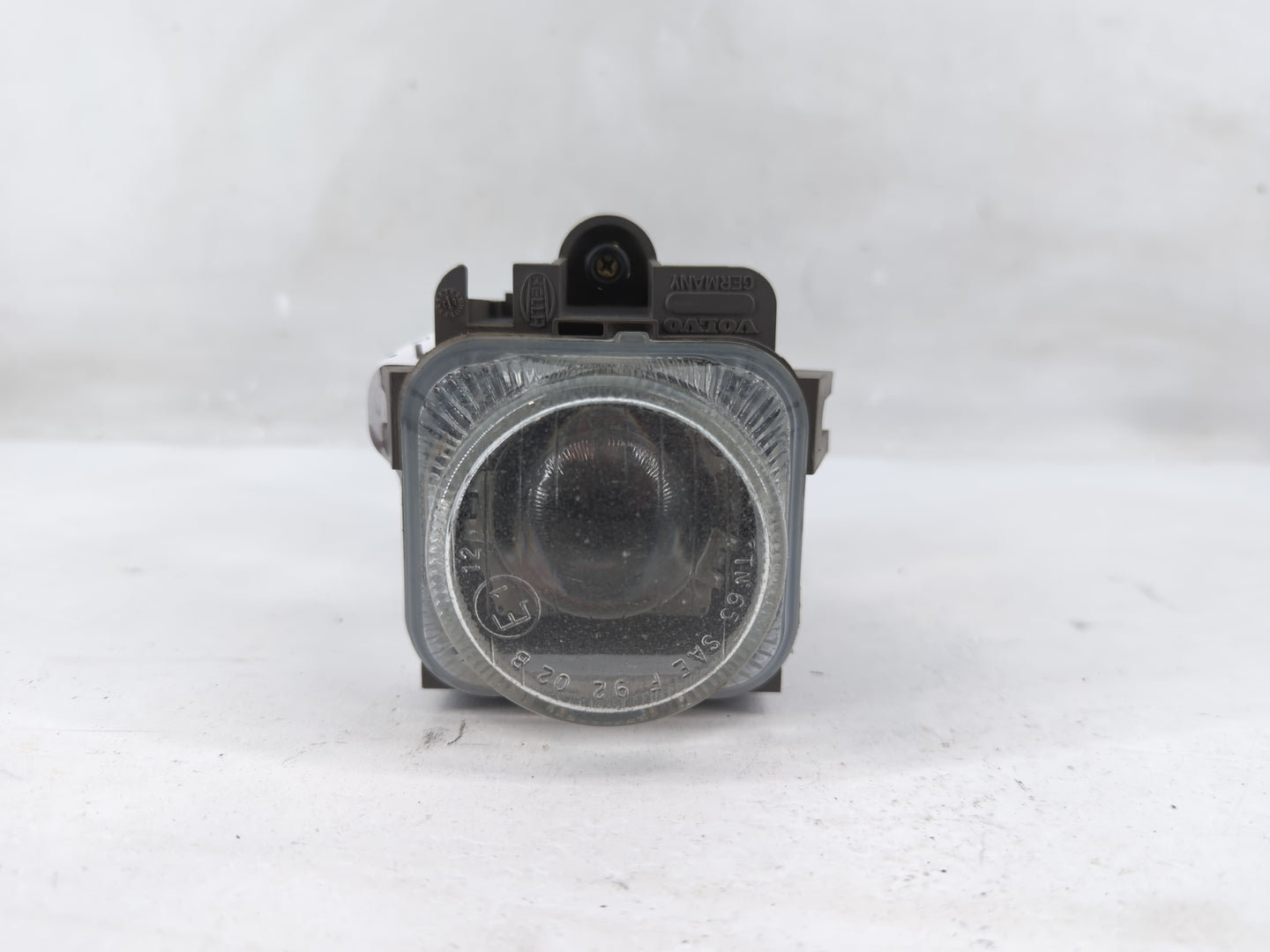 Volvo V70 Driver Left Oem Fog Light Lamp Black - Oemusedautoparts1.com