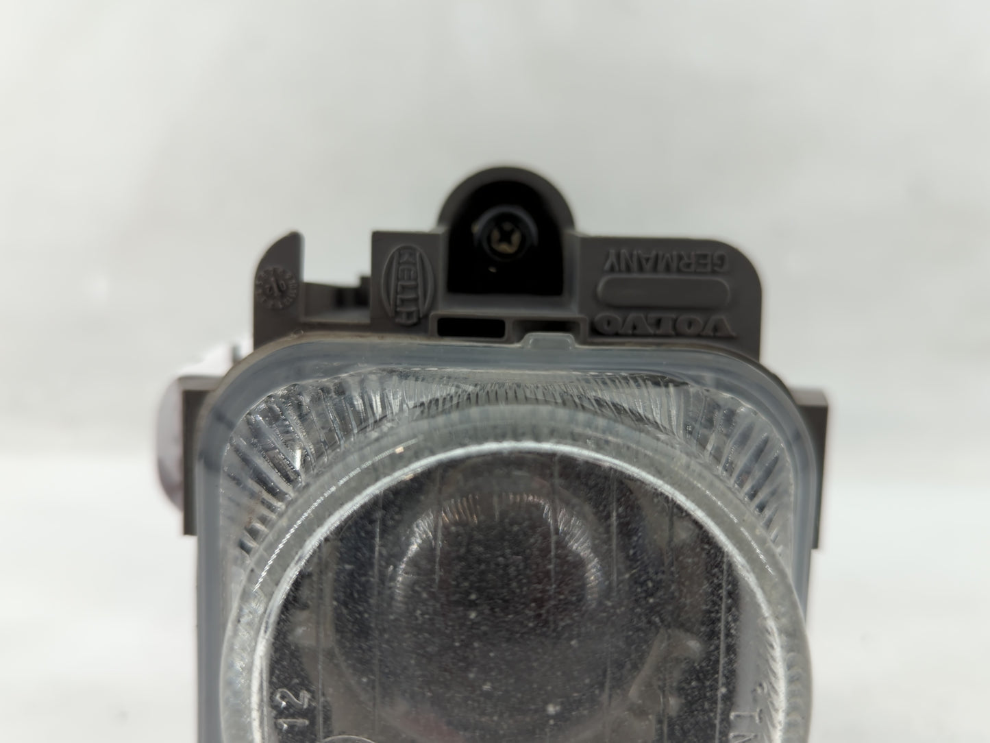 Volvo V70 Driver Left Oem Fog Light Lamp Black - Oemusedautoparts1.com