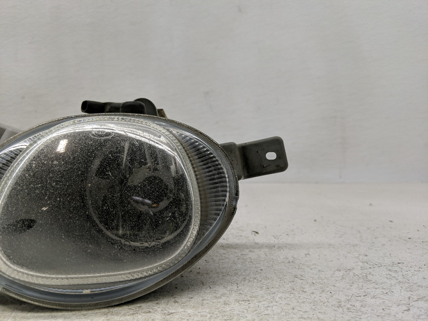 2001-2007 Volvo V70 Driver Left Oem Fog Light Lamp - Oemusedautoparts1.com