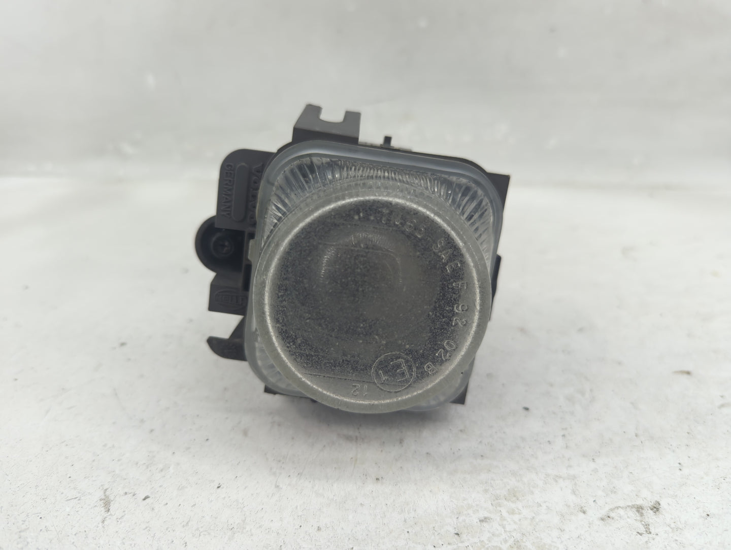 Volvo V70 Driver Left Oem Fog Light Lamp - Oemusedautoparts1.com