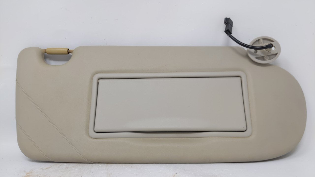 2002 Land Rover Freelander Sun Visor Shade Replacement Passenger Right Mirror Fits OEM Used Auto Parts - Oemusedautoparts1.c