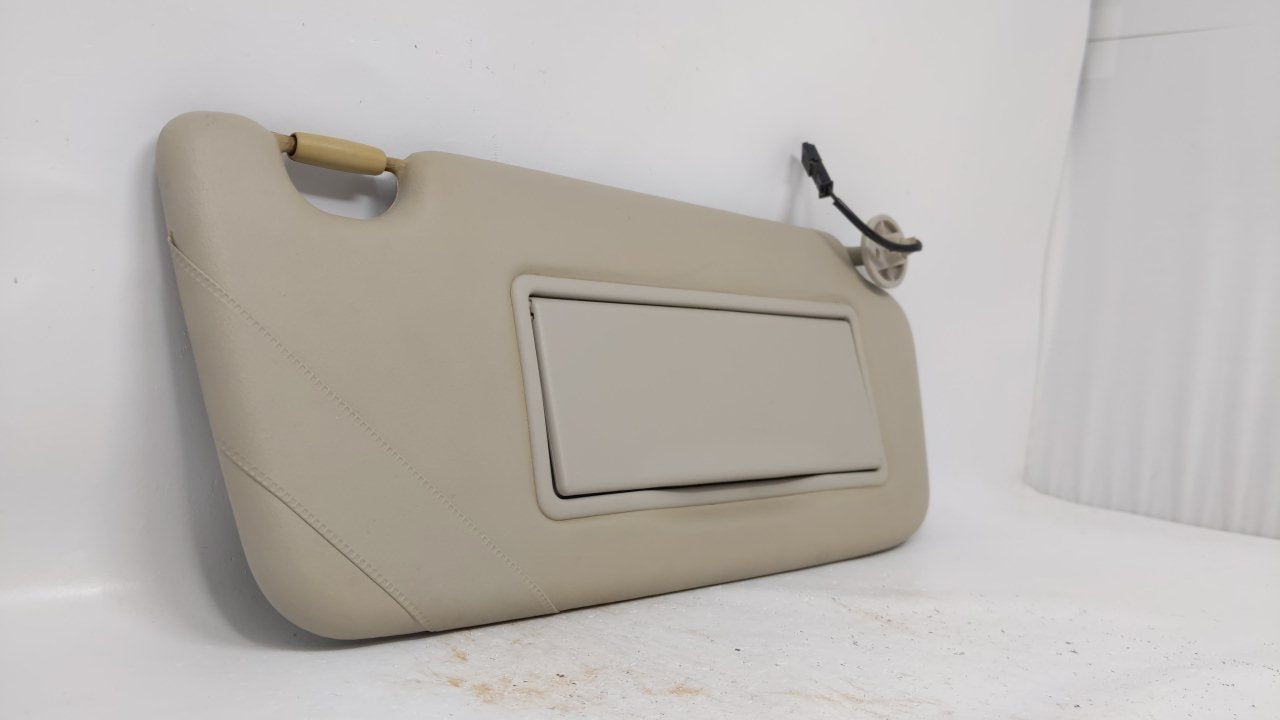 2002 Land Rover Freelander Sun Visor Shade Replacement Passenger Right Mirror Fits OEM Used Auto Parts - Oemusedautoparts1.c