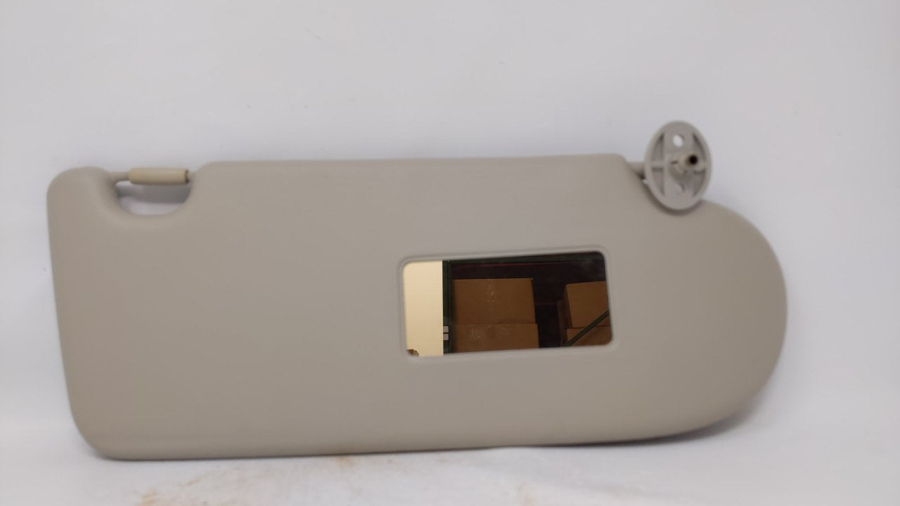2002 Land Rover Freelander Sun Visor Shade Replacement Passenger Right Mirror Fits OEM Used Auto Parts - Oemusedautoparts1.c